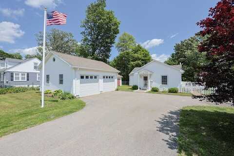 16 9th Street, Leominster, MA 01453