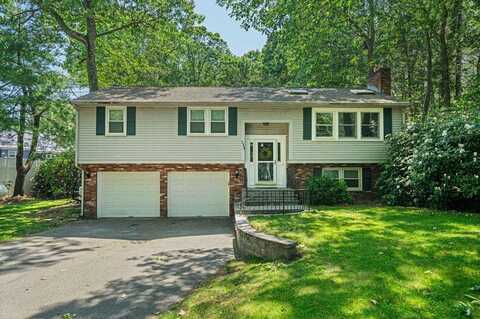 133 Russell Ln, Abington, MA 02351