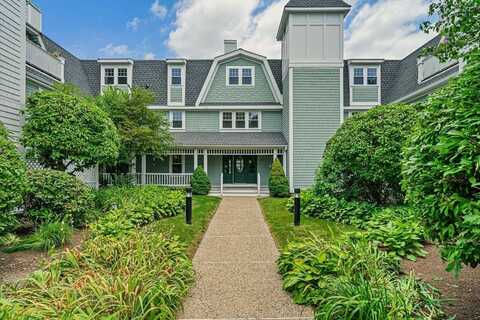 37 Hastings St., Boston, MA 02132