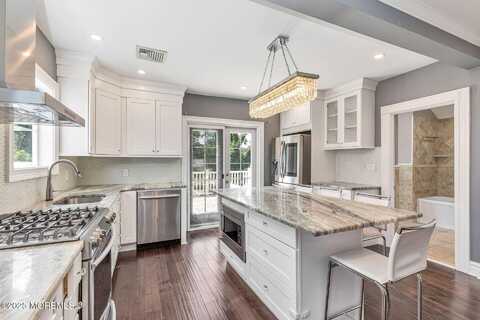 76 South Street, Eatontown, NJ 07724