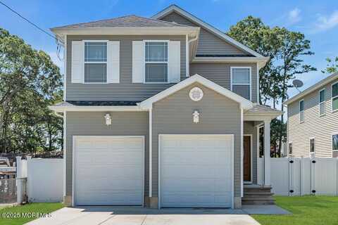 626 Anthony Avenue, Toms River, NJ 08753