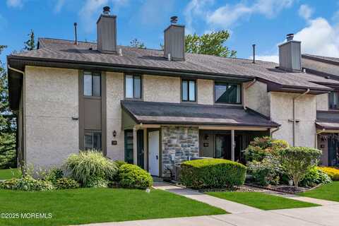 39 Hampshire Drive, Plainsboro, NJ 08536