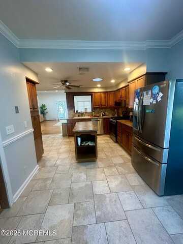 218 Lewis Street, Oakhurst, NJ 07755