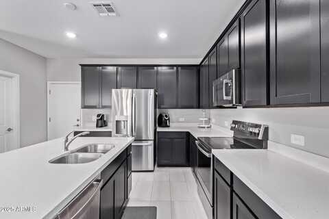 2625 S PEPPERTREE Drive, Gilbert, AZ 85295
