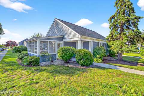 203 Rossmoor Drive, Monroe, NJ 08831