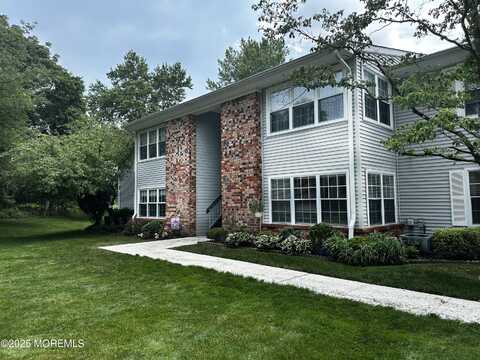 30 Snowburry Court, Red Bank, NJ 07701
