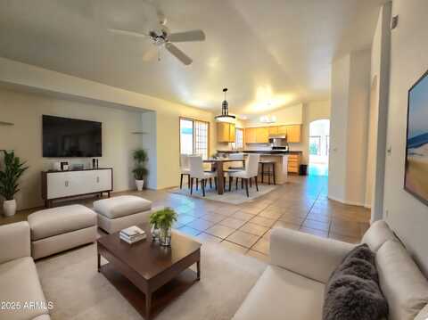 8944 E RED MOUNTAIN Lane, Gold Canyon, AZ 85118