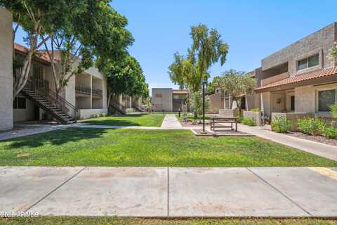 520 N STAPLEY Drive, Mesa, AZ 85203