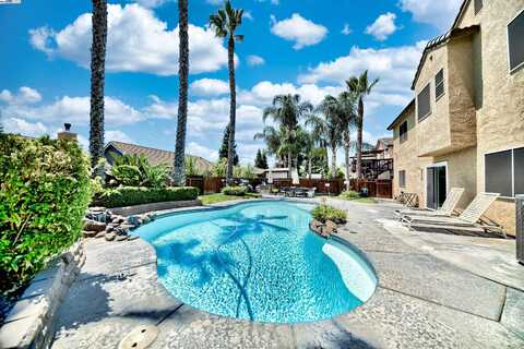 4516 Old Mill Ct, Salida, CA 95368