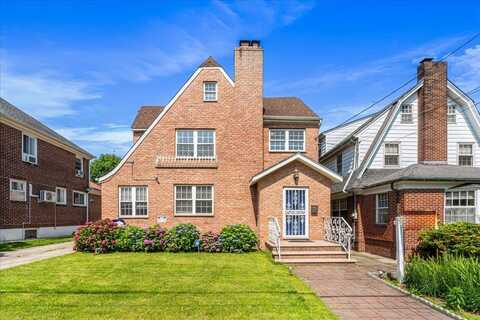 29-34 161st Street, Flushing, NY 11358