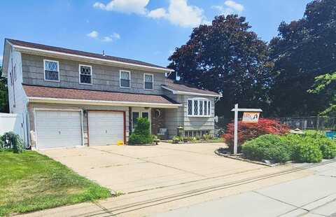 2701 S Seamans Neck, Seaford, NY 11783