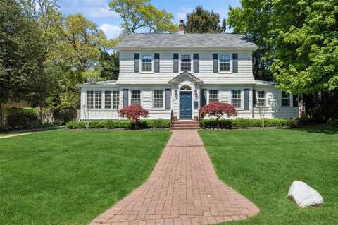 6 Glen Avenue, Glen Head, NY 11545