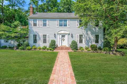 2 Seaview Lane, Mount Sinai, NY 11766