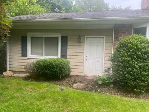 19 Austin Lane, Huntington, NY 11743