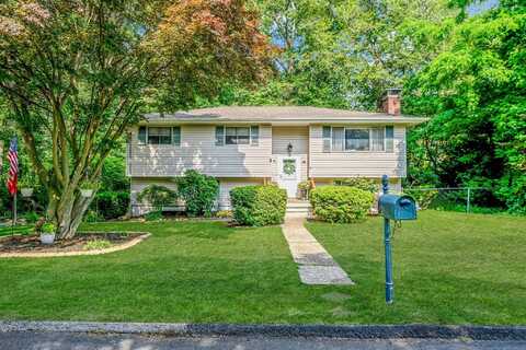 41 Great River Drive, Sound Beach, NY 11789