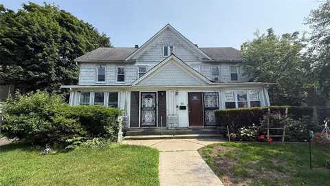 91 Lincoln Place, Freeport, NY 11520