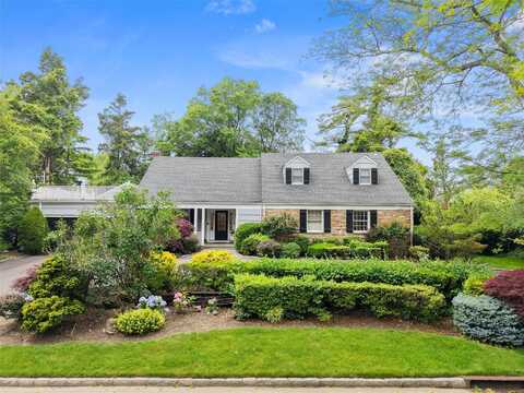 156 Lefferts Road, Woodmere, NY 11598
