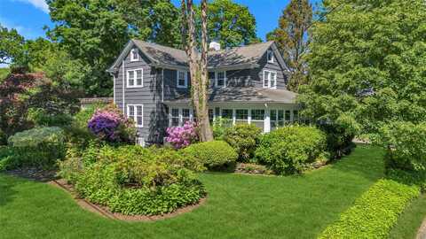 3 Turnip Hill, Northport, NY 11768