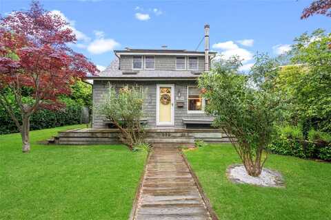 259 Foster Avenue, Sayville, NY 11782