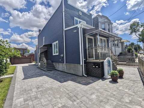 58-09 61 street, Maspeth, NY 11379