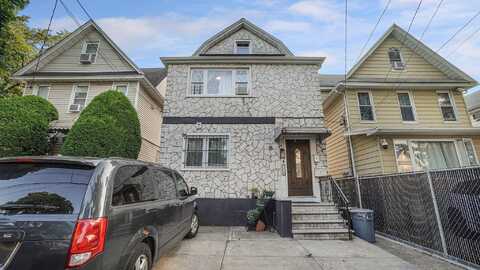 9520 127th Street, Richmond Hill, NY 11419