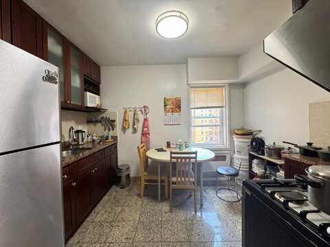 144-30 Sanford Avenue, Flushing, NY 11355