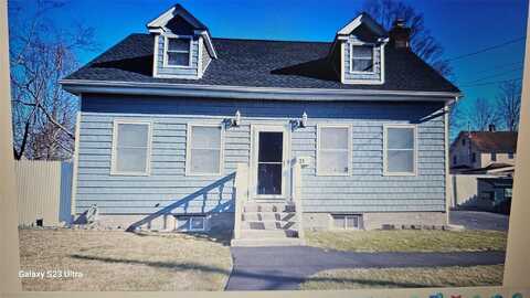 25 Belford Ave, Bay Shore, NY 11706