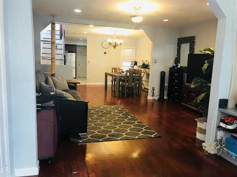 92-38 77th Street, Woodhaven, NY 11421