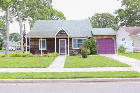 594 Central Avenue, Massapequa, NY 11758