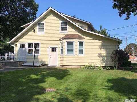 338 Lake Avenue, Saint James, NY 11780