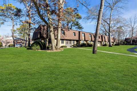 35 Newbrook, Bay Shore, NY 11706