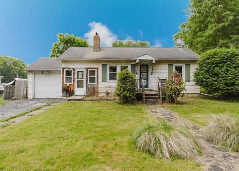 8 Gary Drive, Hyde Park, NY 12538
