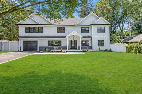 15 Severin Place, Huntington, NY 11743