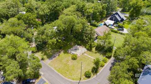 406 Fairland Avenue, Fairhope, AL 36532