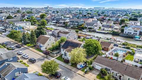 43 Harmon Street, Long Beach, NY 11561