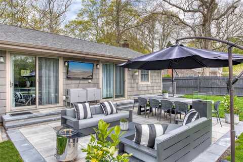 94 Hands Creek Road, East Hampton, NY 11937