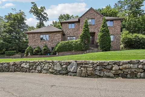 1 Thomas Court, Scarsdale, NY 10583