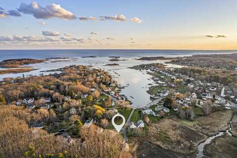 22 Pier Road, Kennebunkport, ME 04046