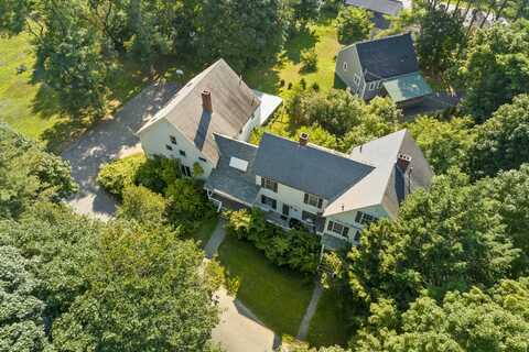 4 Wilson Street, Topsham, ME 04086