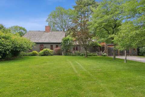 33 Center Street, Yarmouth, ME 04096