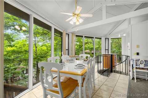 130 Tree Top Drive, Four Seasons, MO 65049