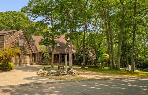 35 Tower Ridge Road, Oak Bluffs, MA 02557