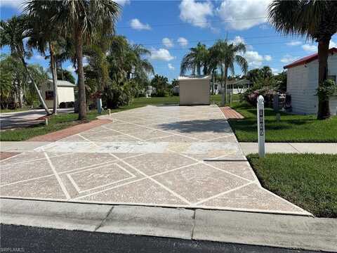 1647 Diamond Lake, NAPLES, FL 34114