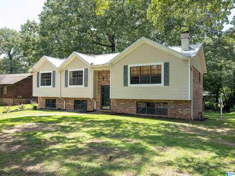 3018 LONE OAK ROAD, HUEYTOWN, AL 35023