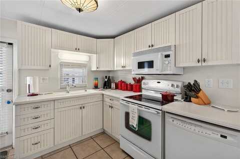 71 Enchanting, NAPLES, FL 34112