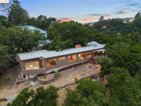 4545 Oak Hill Rd, Oakland, CA 94605
