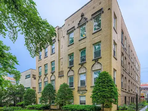 814 Dobson Street, Evanston, IL 60202