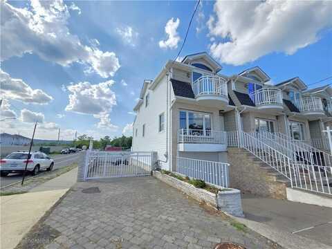 799 Father Capodanno Boulevard, Staten Island, NY 10305