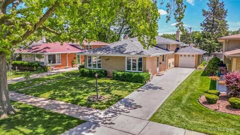 2845 Downing Avenue, Westchester, IL 60154