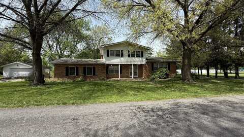 203 S Whitehead Street, Tolono, IL 61880